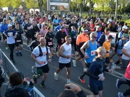 Montauban. Près de 5 000 coureurs pour un week-end au rythme du marathon coureurs au départ du marathon de Montauban 2026 avec une forte participation dans les rues de la ville