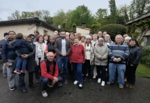 Malgré la pluie, les habitants du Fraysse-Bas à Moissac se sont retrouvés nombreux pour l’apéritif de printemps.