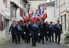 Montpezat-de-Quercy. À 14 ans, ils apprennent à porter le drapeau jeunes porte drapeau monument aux morts Montpezat formation Tarn-et-Garonne cérémonie