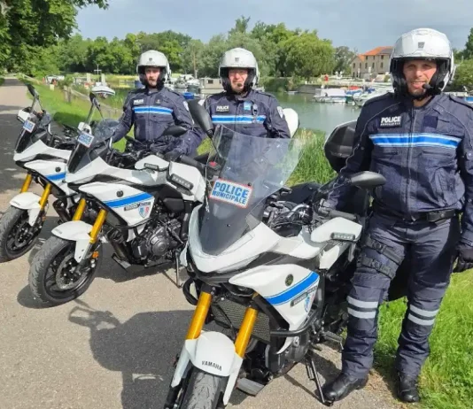 Montauban. Une brigade moto rejoint la police municipale pour renforcer les interventions de terrain Les agents de la nouvelle brigade moto de la police municipale de Montauban avec leurs véhicules