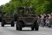 Le 17e RGP présentera ses nouveaux fardiers lors du défilé du 14 juillet Un fardier du 17e Régiment du génie parachutiste lors d'une démonstration.