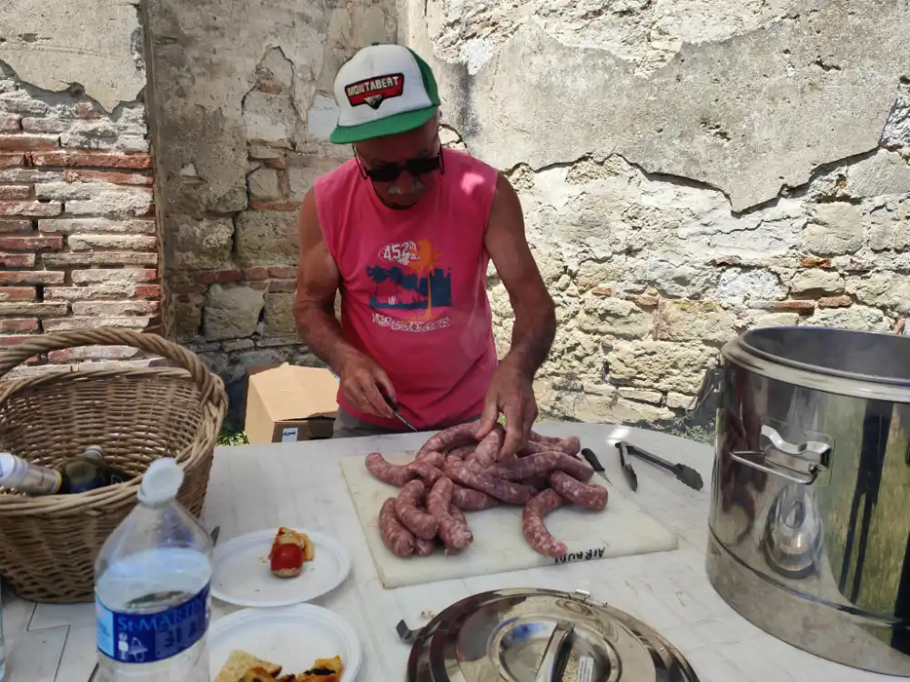 Moissac. À Saint-Julien, près de 100 personnes réunies autour de l'église 3 IMG20260607124730