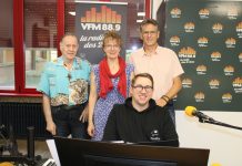 De la fraîcheur et du talent sur VFM avec Bernadette Bouyssonnie et Samuel Noailles Bernadette et Samuel Noailles lors de leur passage dans les studios de VFM Radio.