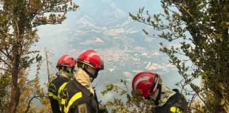 Les sapeurs parachutistes du 17ᵉ RGP mobilisés contre les feux de forêt en France Des sapeurs-parachutistes du 17e RGP de Montauban engagés dans une mission de lutte contre les feux de forêt.