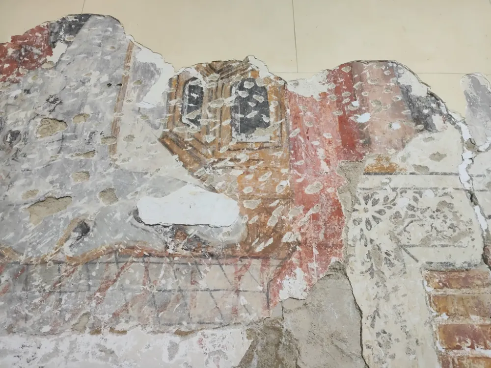 En restaurant l'église d'Espis, des bénévoles mettent au jour des peintures médiévales 12 IMG20260619163251