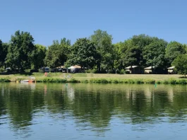 Incendies : Moissac ouvre gratuitement son camping aux familles évacuées Des hébergements du camping municipal de Moissac mis gratuitement à disposition des familles évacuées par les incendies.