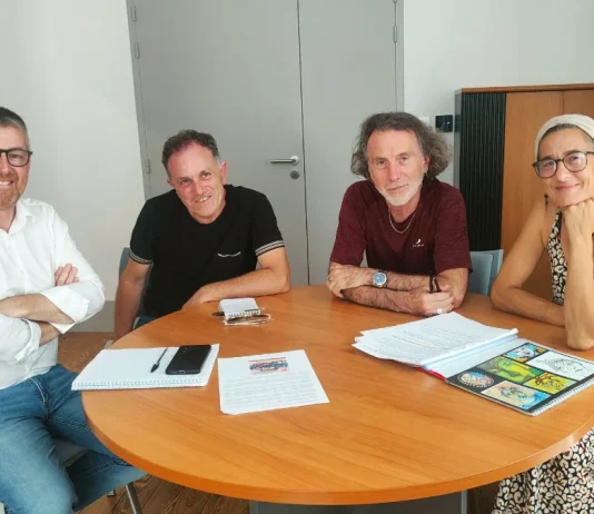 Lafrançaise. Les échanges entre l’Occitanie et le Setomaa franchissent une nouvelle étape Réunion à la mairie de Lafrançaise entre les représentants d'Amitiés Setomaa et Thierry Delbreil pour préparer un partenariat avec l'Estonie.