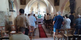 Moissac. L’église d’Espis retrouve vie avec une halte des Scouts d’Europe Des Scouts d'Europe réunis dans l'église d'Espis lors d'une messe célébrée pendant leur halte près de Moissac.