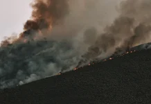 Tarn-et-Garonne : les fumées des incendies en Gironde déclenchent une alerte pollution Brume de pollution réduisant la visibilité lors d'un épisode de mauvaise qualité de l'air.