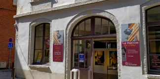 Montauban. De l’Irak à la Maison du Crieur, le parcours d’Osman Suleman raconté en couleurs Façade de la Maison du Crieur à Montauban, où Osman Suleman expose « Voyage dans les couleurs ».