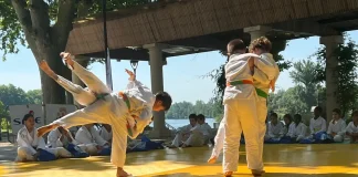 Moissac. Une nouvelle saison sur les tatamis avec Moissac Judo Judokas de Moissac Judo lors d'un entraînement sur le tatami