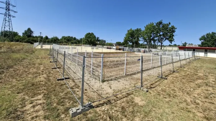 Travaux du futur terrain de foot à 5 à Port Canal à Montauban