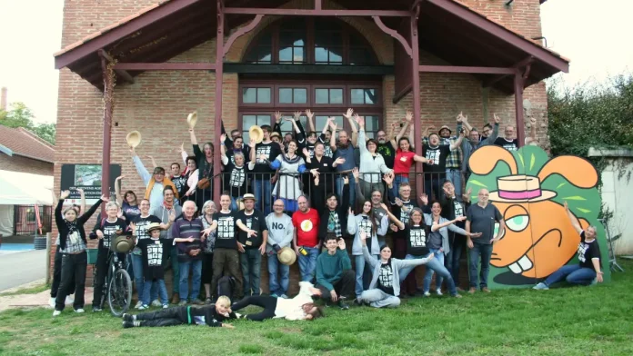 Des bénévoles du festival Alors Jouons ! lors de l'édition 2025 à Saint-Nicolas-de-la-Grave