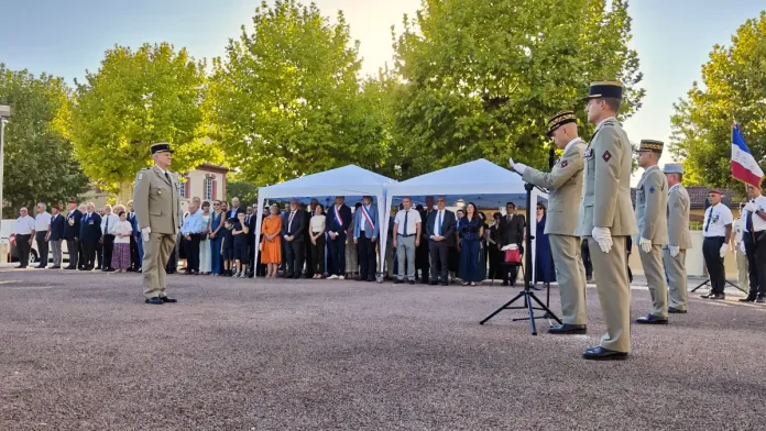 Le lieutenant-colonel Christophe Masse lors de ses adieux aux armes à Montauban