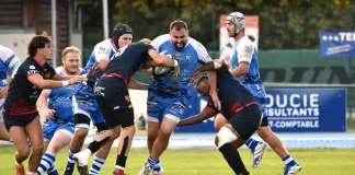 Fédérale 3. Moissac s’impose face à Villeneuve XV : « Ces deux victoires font vraiment du bien » Un joueur de l'Avenir moissagais, ballon en main, tente de franchir la défense de Villeneuve lors du match de Fédérale 3
